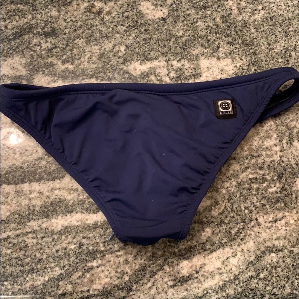Jolyn bottom European